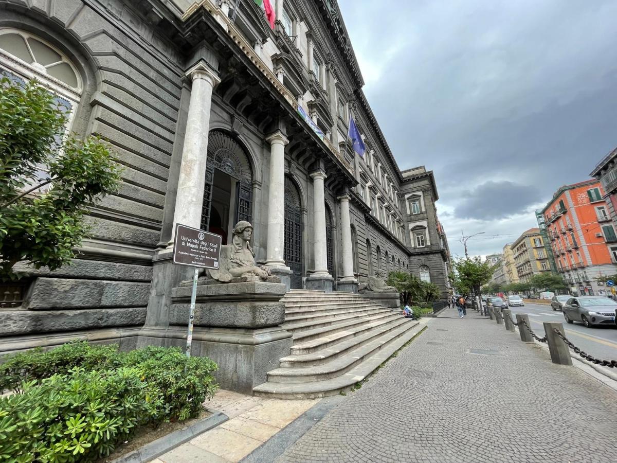 La Finestra Sul Corso Apartment Naples Exterior photo